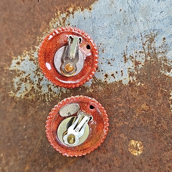 VINTAGE Michelle Sugar Clip-on Earrings - Picture 8 of 11